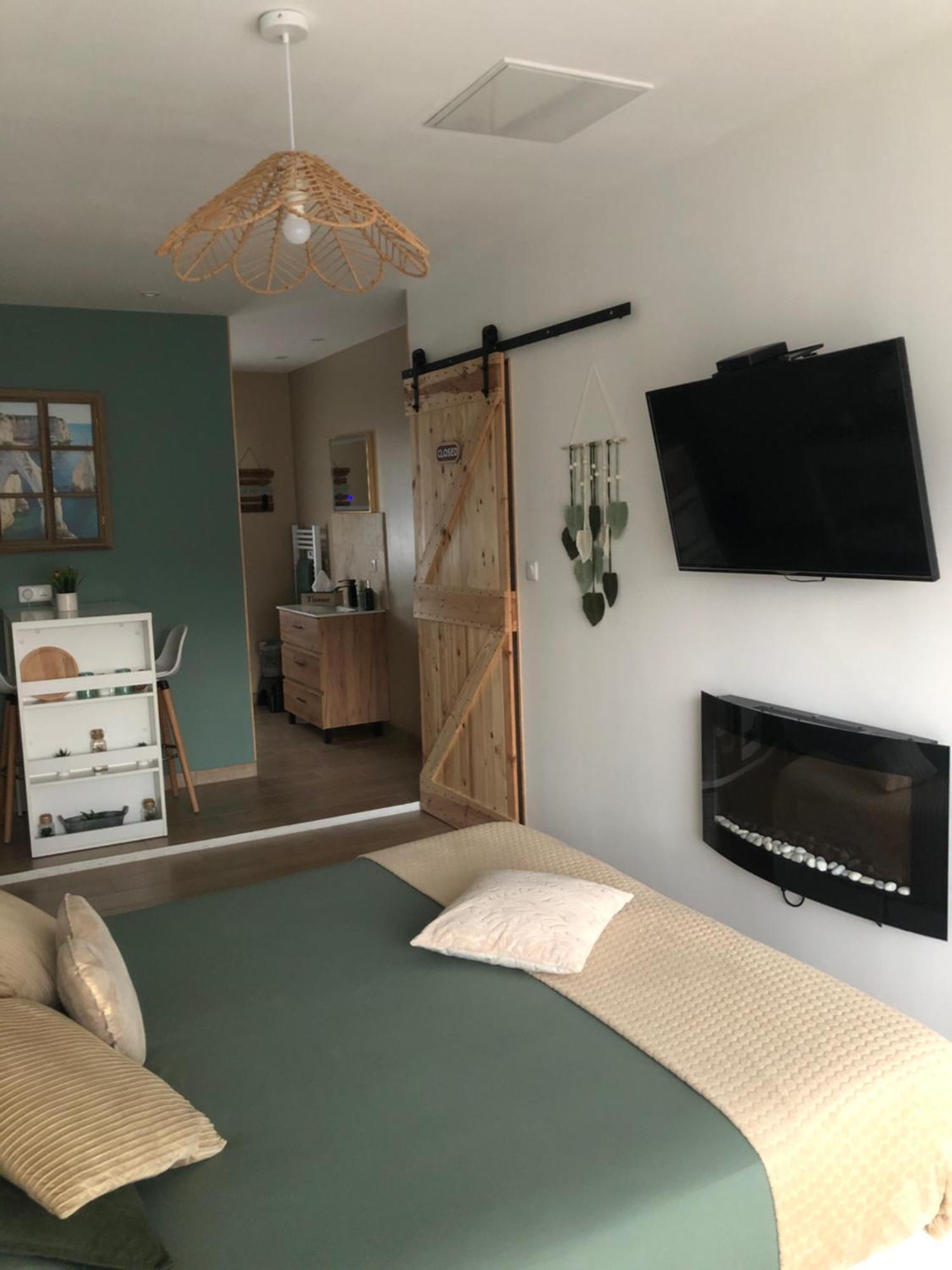La Carola Bed and Breakfast Bordeaux-Saint-Clair Buitenkant foto