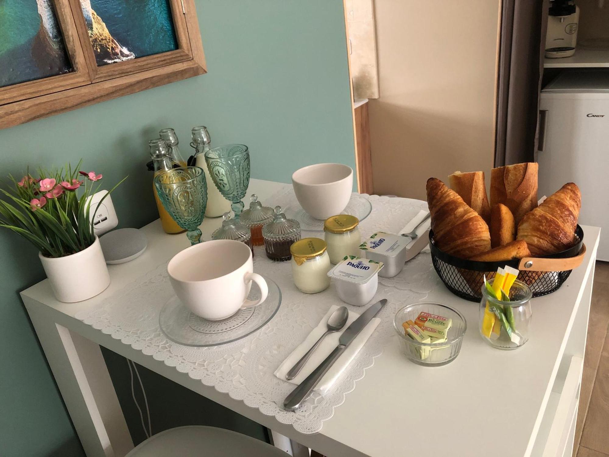 La Carola Bed and Breakfast Bordeaux-Saint-Clair Buitenkant foto